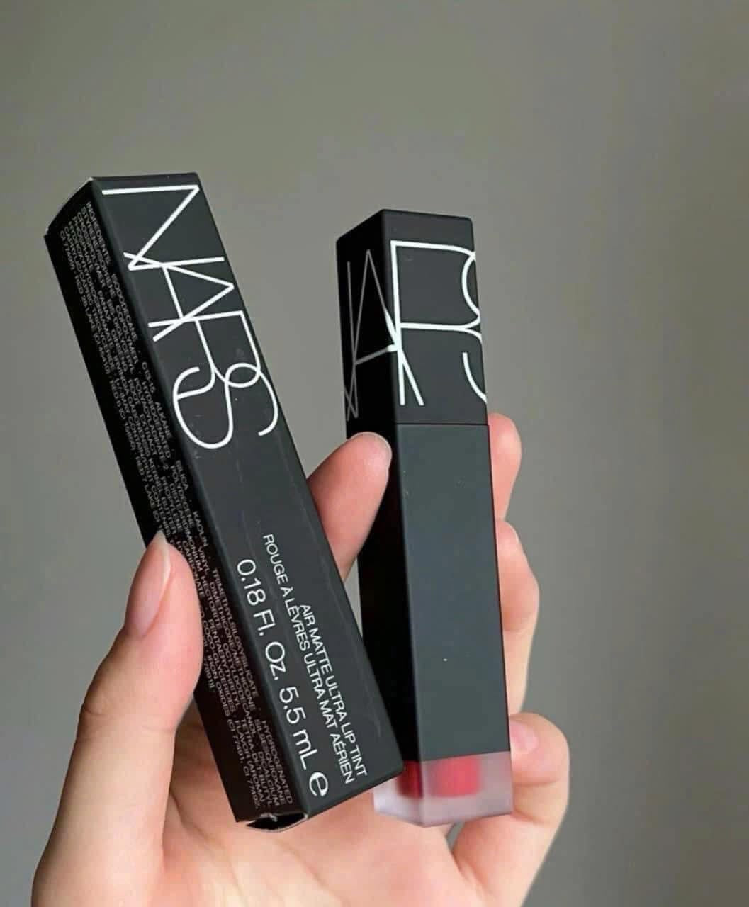 Son kem NARS Air Matte Ultra Lip Tint màu 888 Dolce Vita