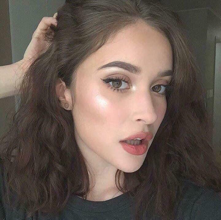 Phấn highlight bắt sáng CATRICE High Glow Mineral 8g