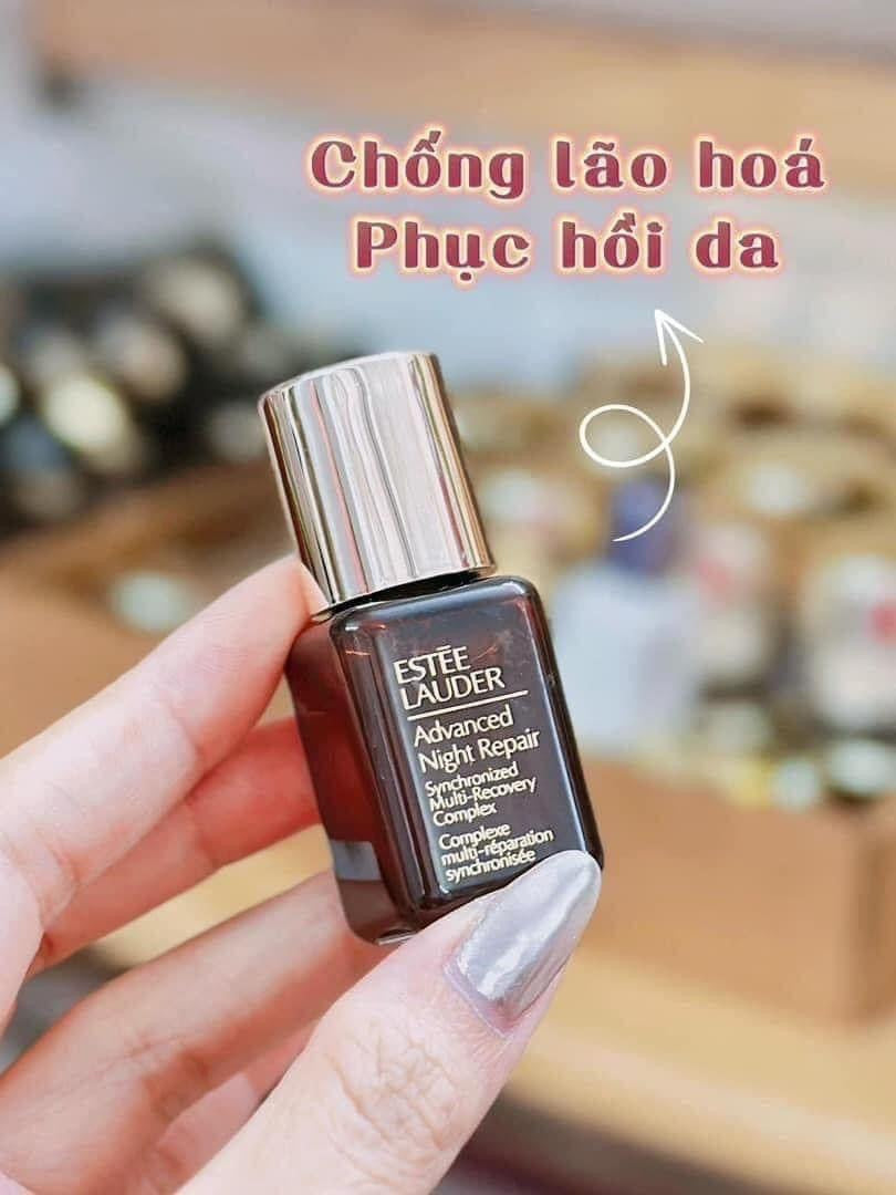 Set Gift ESTEE LAUDER 2 món serum và kem mắt mini kèm túi có móc khoá