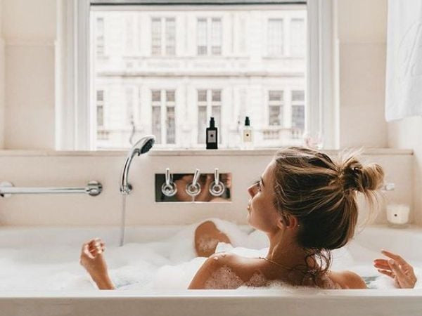 Sữa tắm bồn L'OCCITANE Milky Bath hạnh nhân 500ml