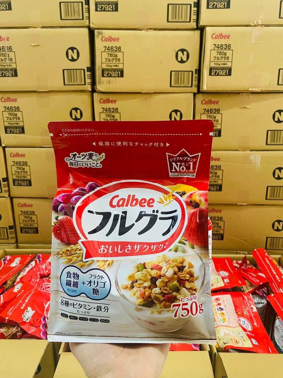 Ngũ cốc CALBEE Nhật Bản 750g