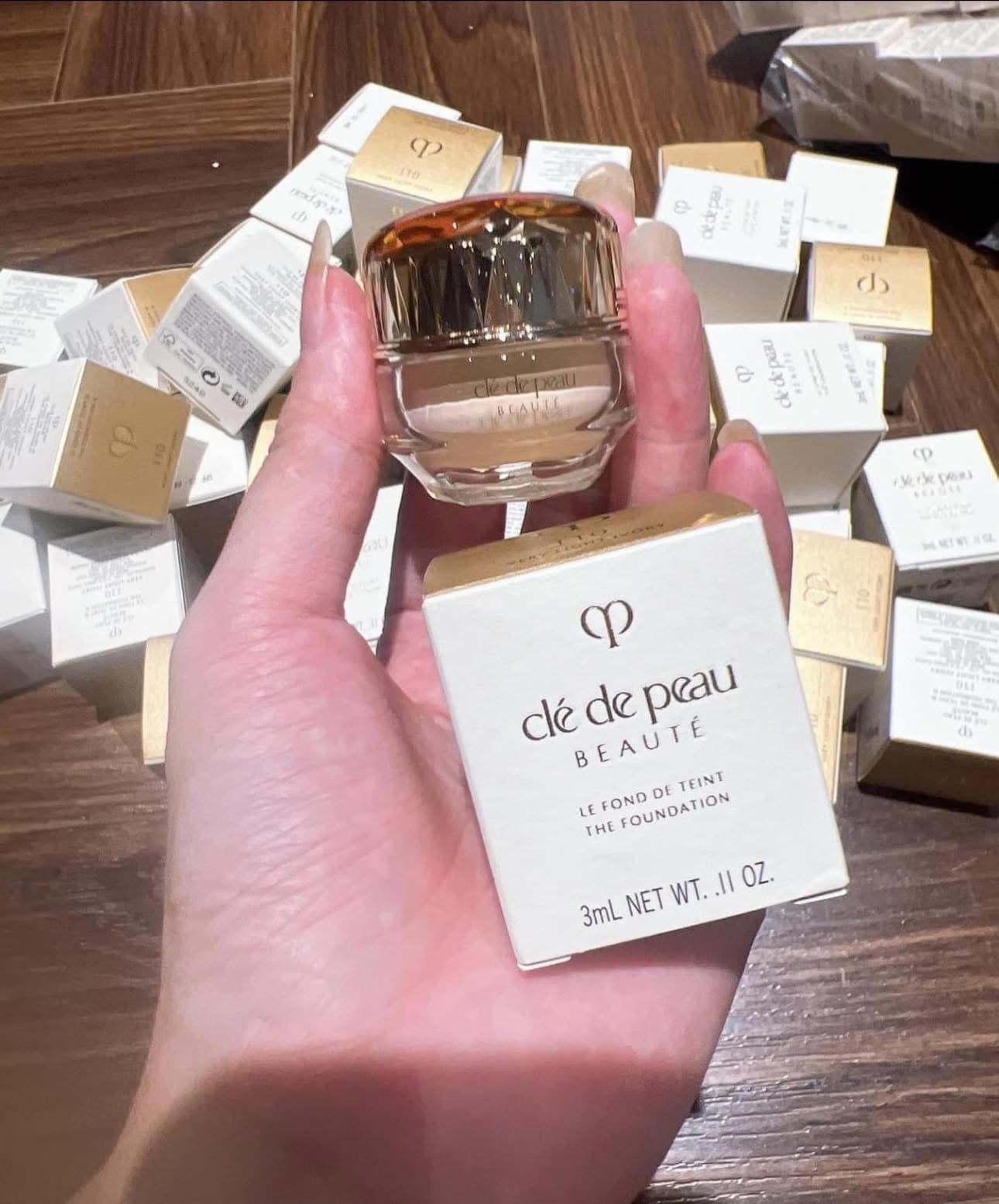 Kem nền CLE DE PEAU Beaute Le Fond De Teit (mini 3ml)