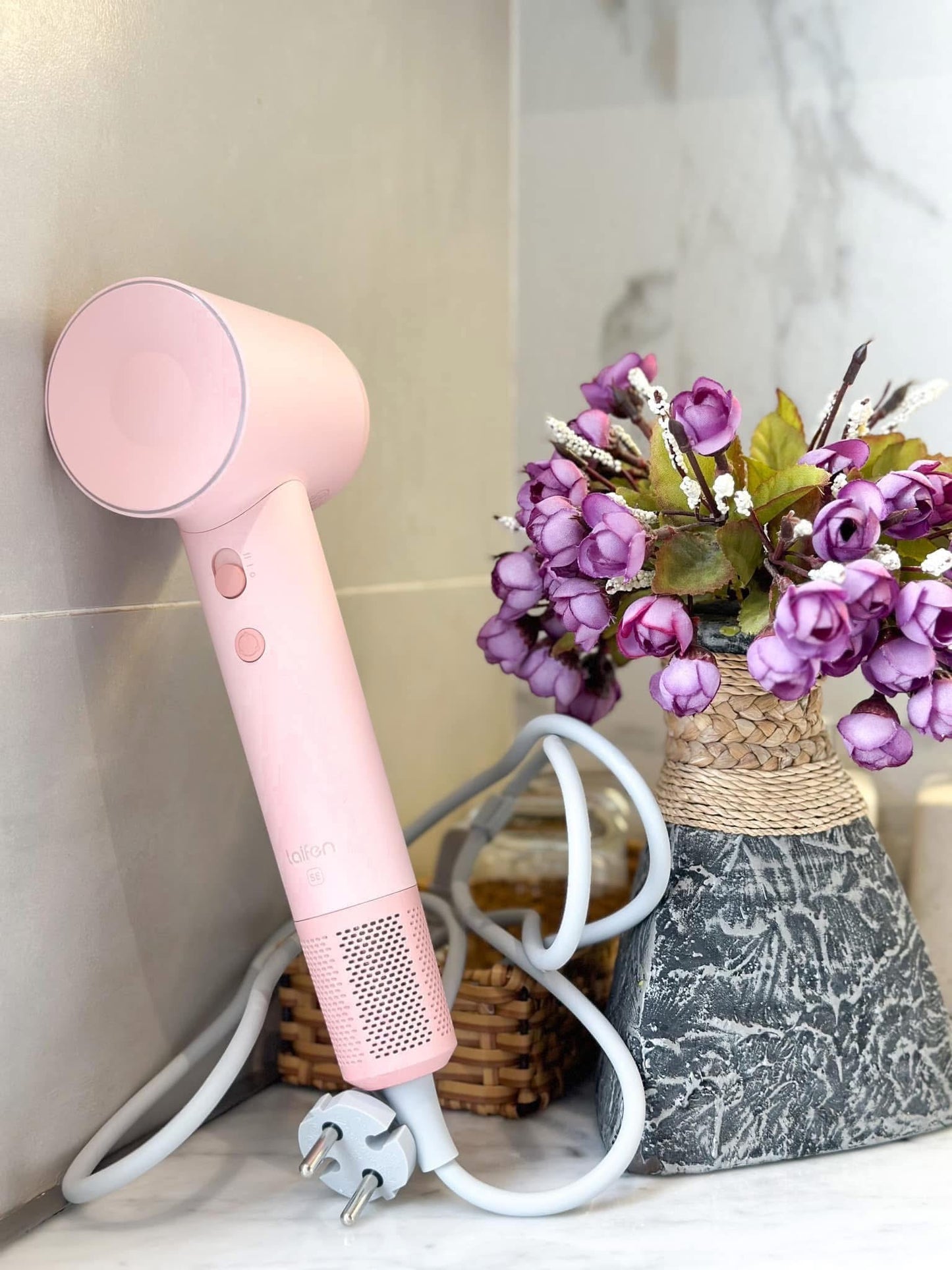 Máy sấy ion tốc độ cao LAIFEN SE Lite