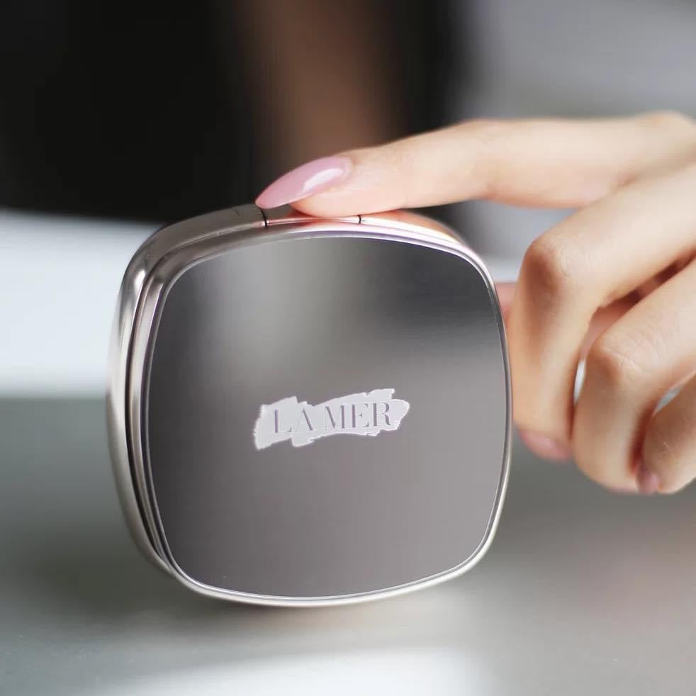 Phấn nước LAMER Luminous Lifting Cushion Foundation