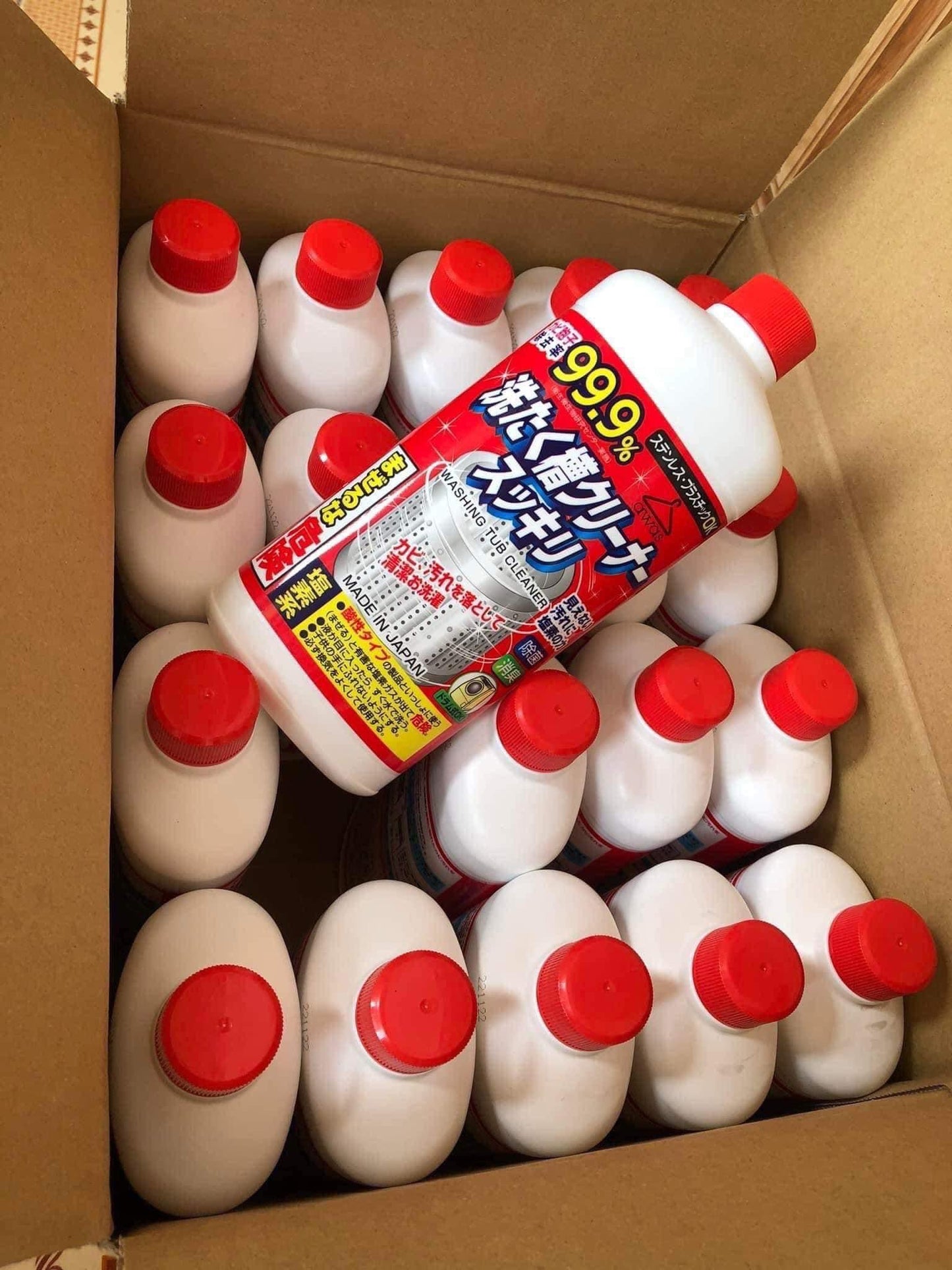 Nước vệ sinh lồng giặt ROCKET Nhật Bản 550g