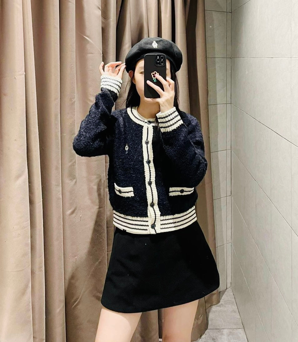 Áo dạ tweet WHO.A.U Hàn Quốc (Authentic)