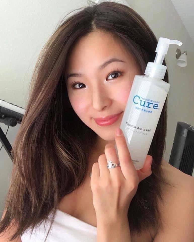 Gel tẩy da chết CURE Nhật 250ml