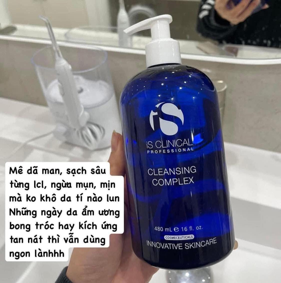 Sữa rửa mặt iS CLINICAL Cleansing Complex