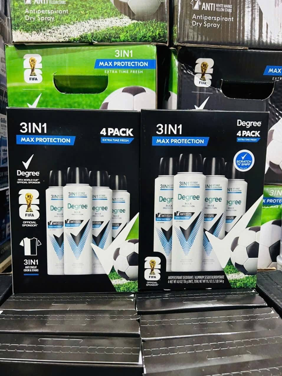 Xịt thơm ngăn mồ hôi và chống ố vàng DEGREE Mỹ 136g