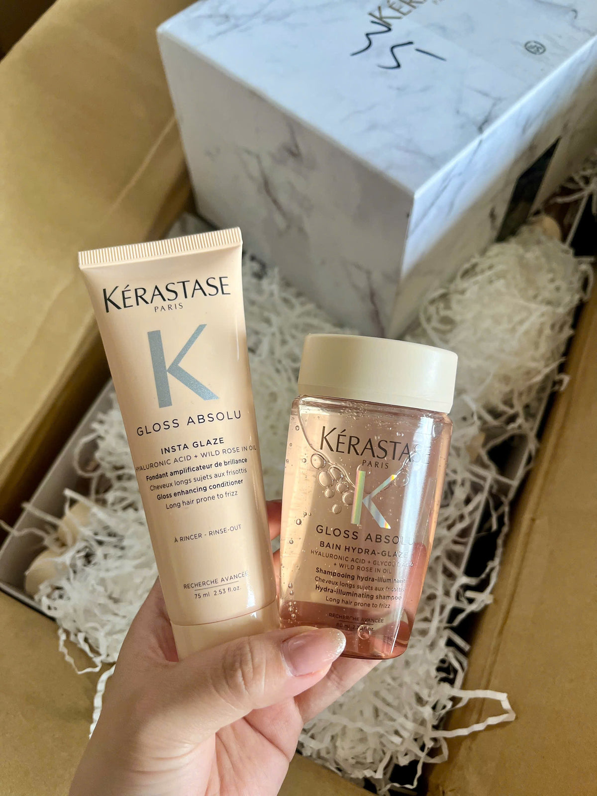 Dầu gội dưỡng ẩm cho tóc bóng mượt KERASTASE Gloss Absolu