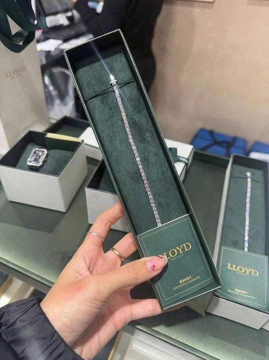 Vòng tay đính đá cao cấp LLOYD (Authentic)