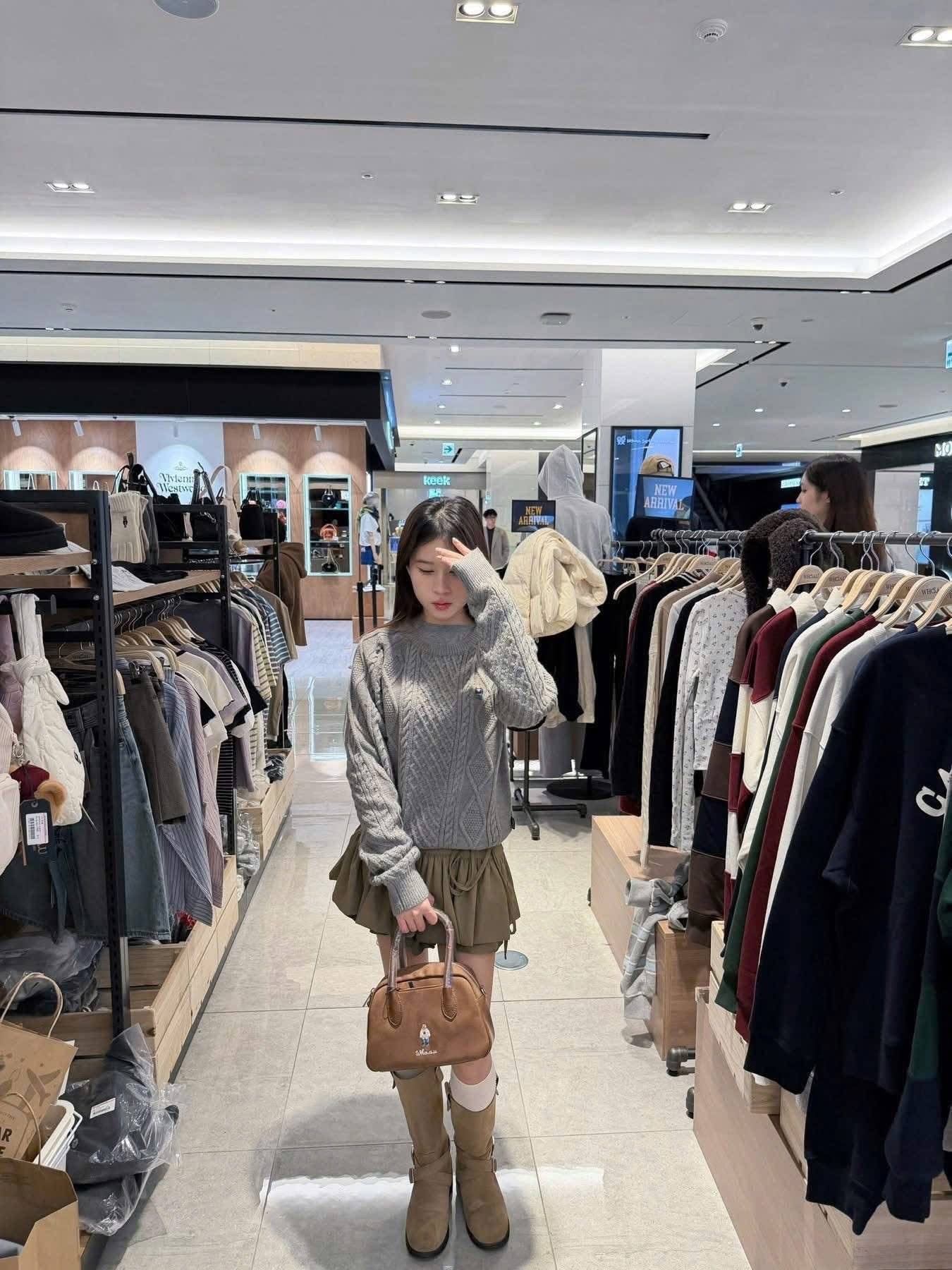 Áo dệt thừng WHOAU Hàn Quốc (Authentic)