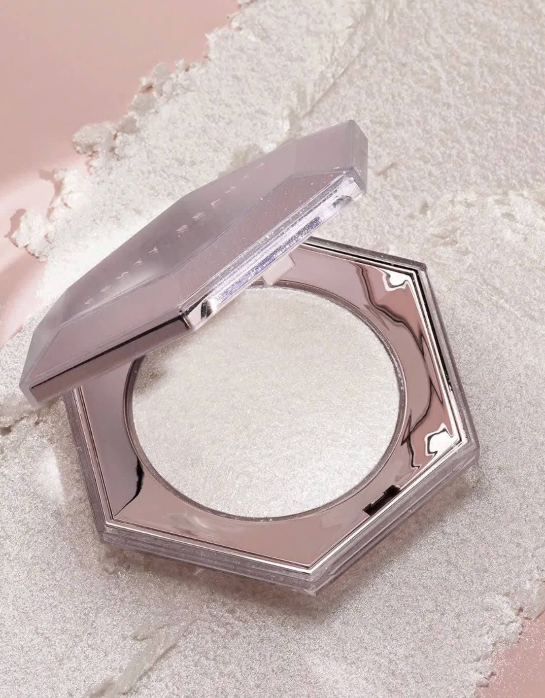 Phấn bắt sáng FENTY BEAUTY Diamond Bomb