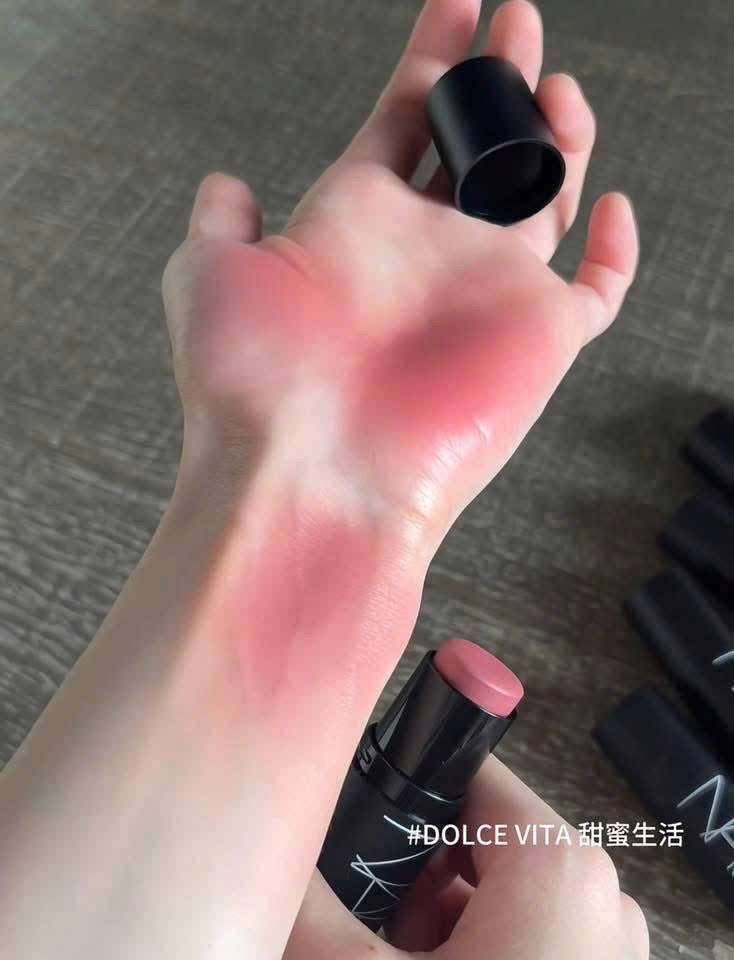 Má hồng kem NARS Dolce Vita travel size