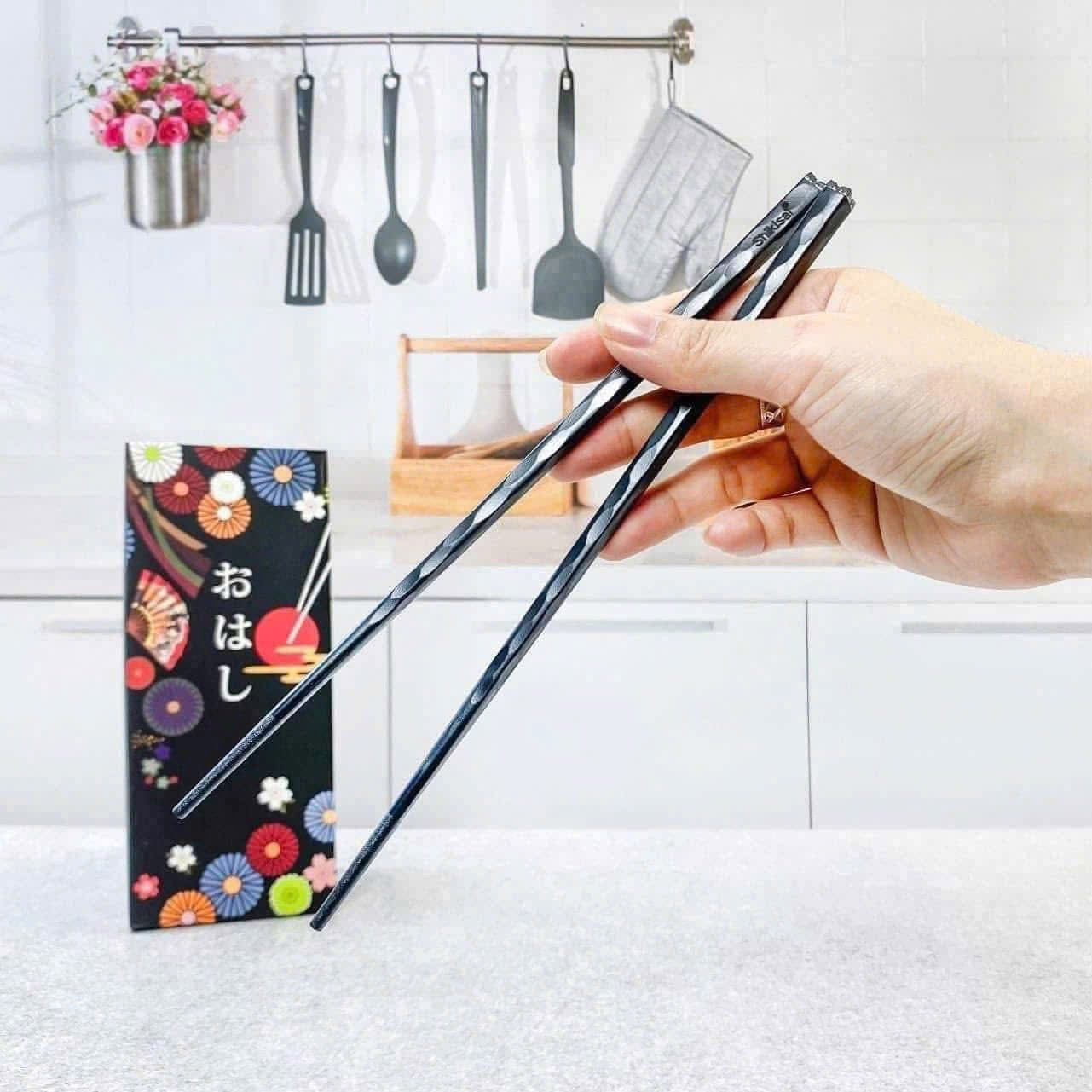 Set đũa Nhật kháng khuẩn chịu nhiệt SHIKISAI hoa anh đào