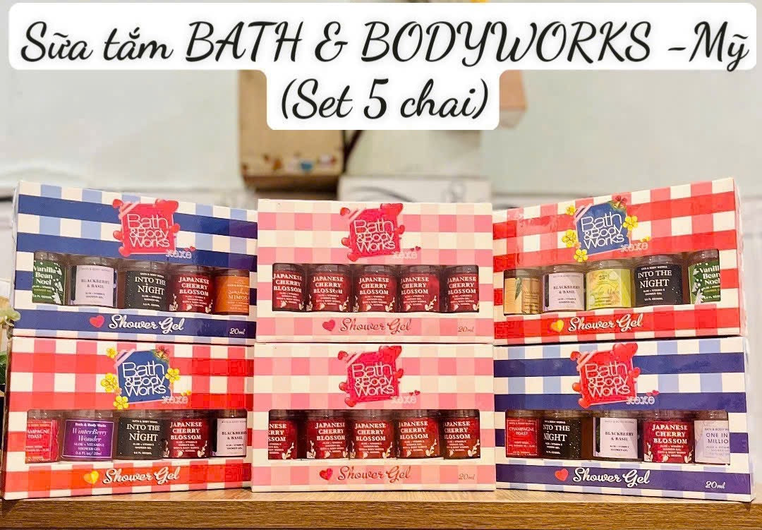 Sữa tắm BATH & BODY WORKS Shower Gel 295ml