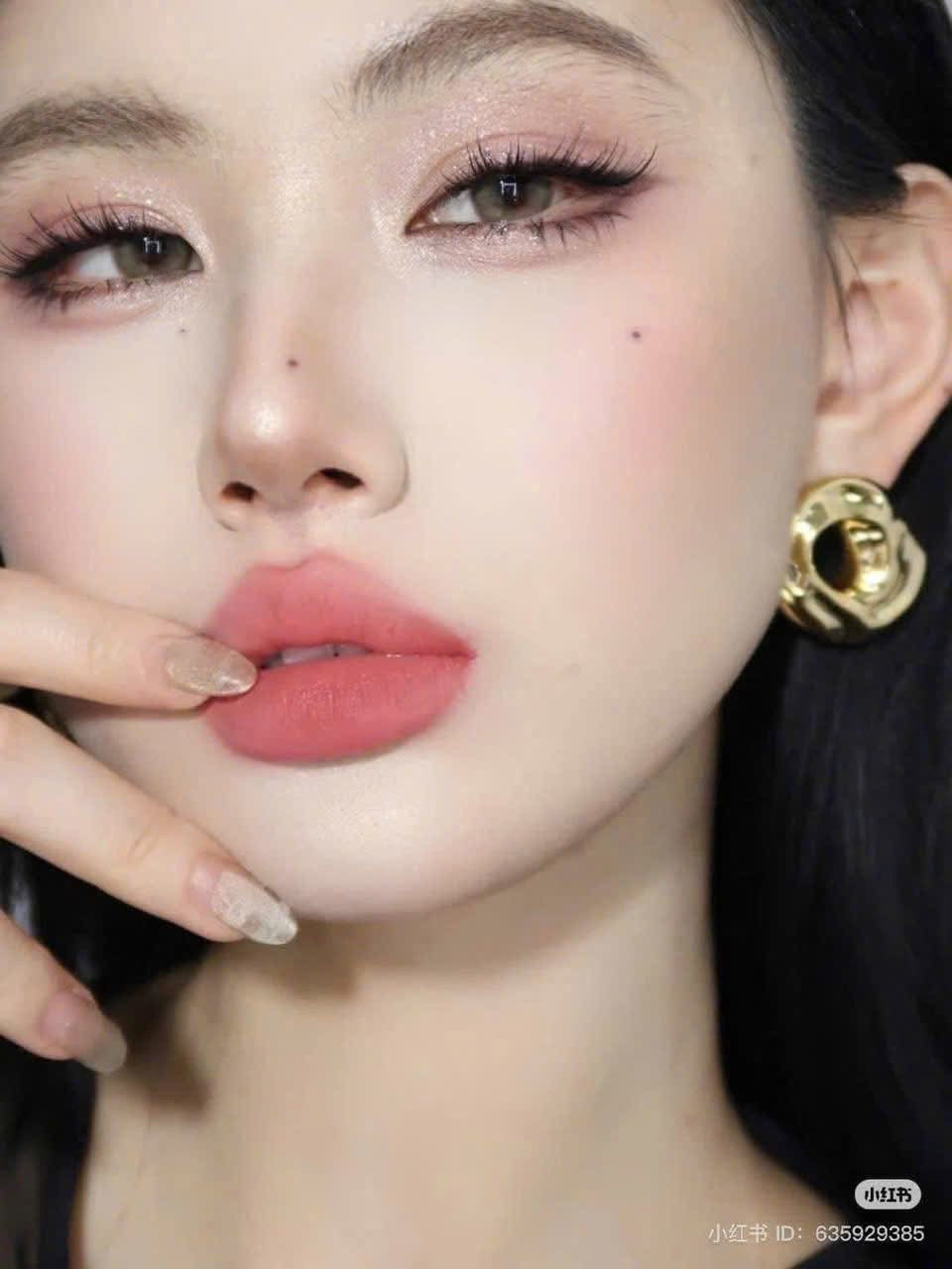 Son kem lì YSL Inks Blur Cream #216 Pink Domination (Hồng cam đất)