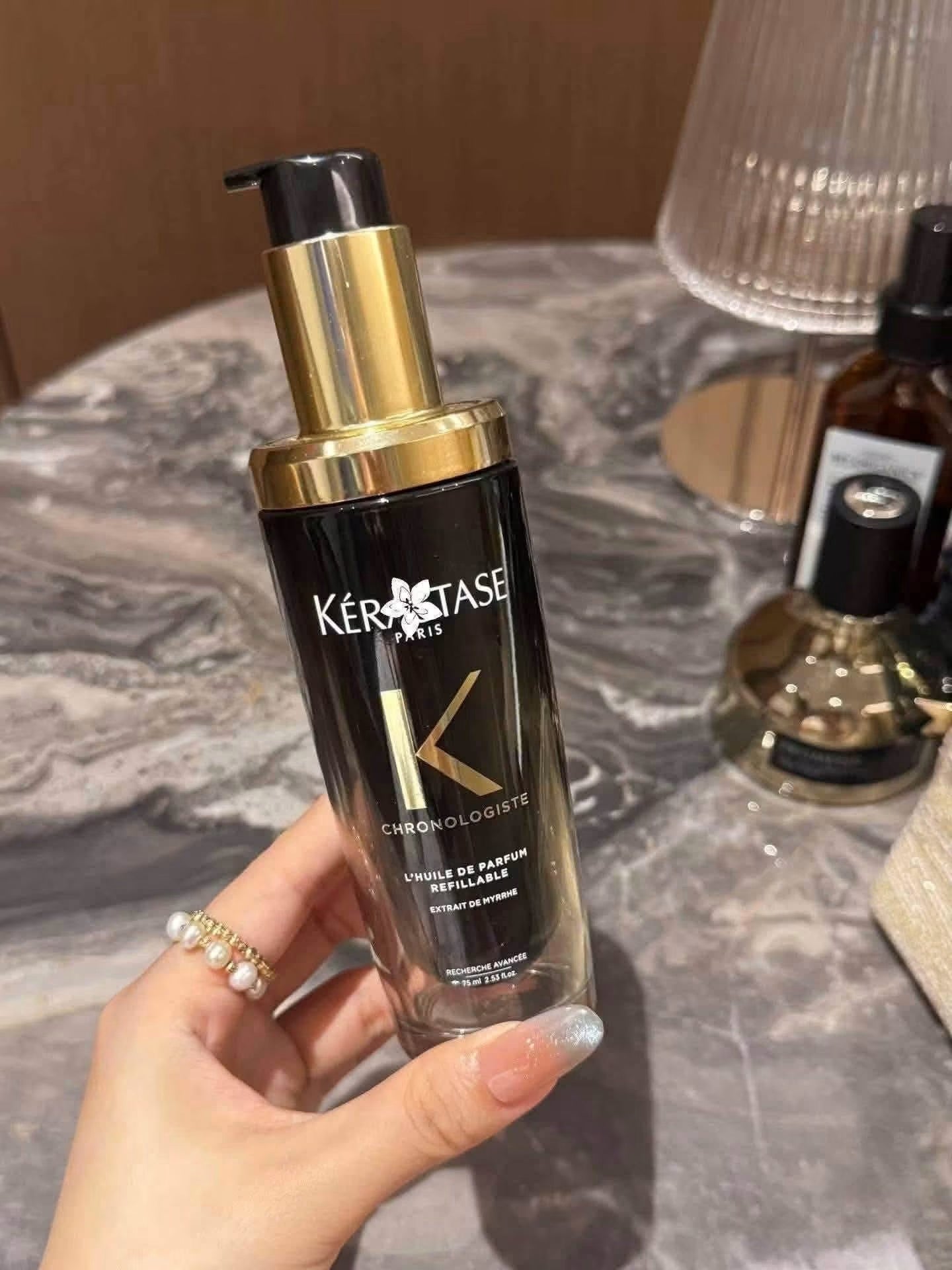 Tinh dầu trẻ hoá mái tóc KERASTASE Chronologiste Huile De Parfum
