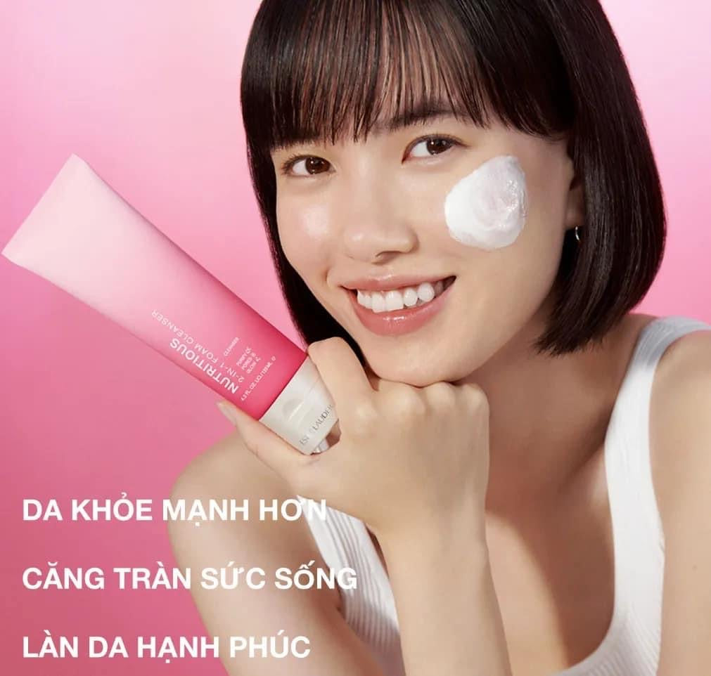 Sữa rửa mặt lựu đỏ ESTEE LAUDER Nutritious 2-in-1 Foam Cleanser 125ml