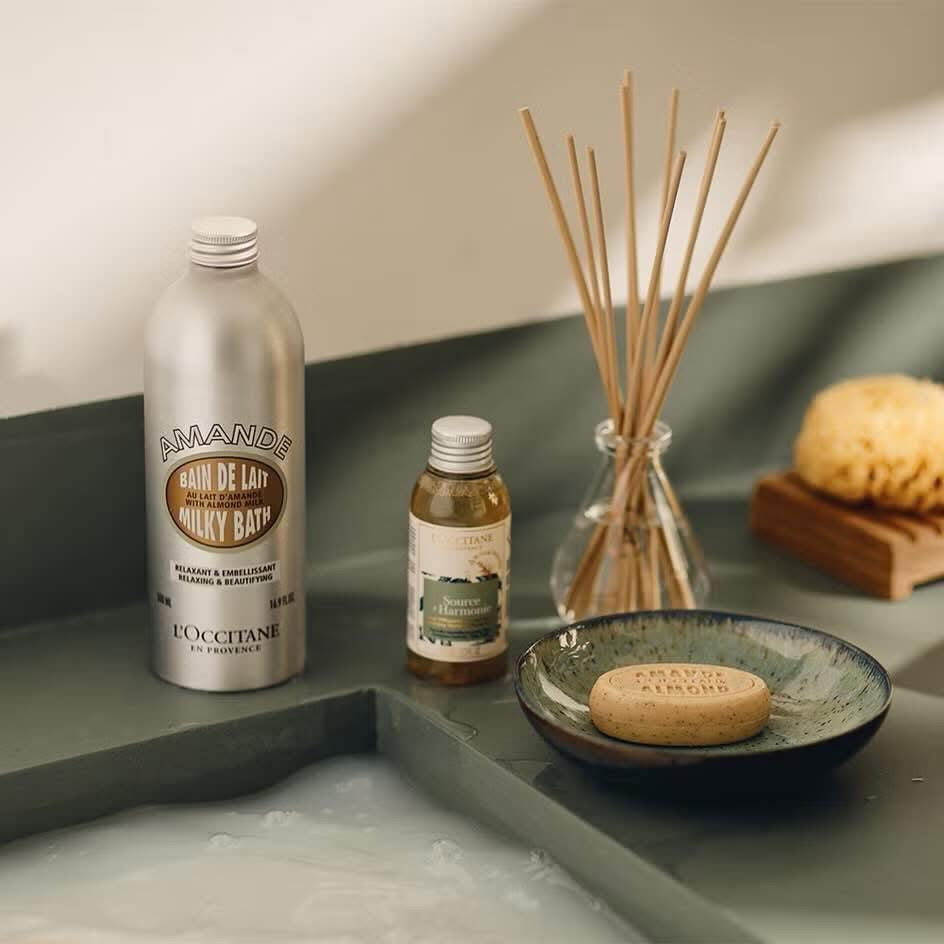 Sữa tắm bồn L'OCCITANE Milky Bath hạnh nhân 500ml