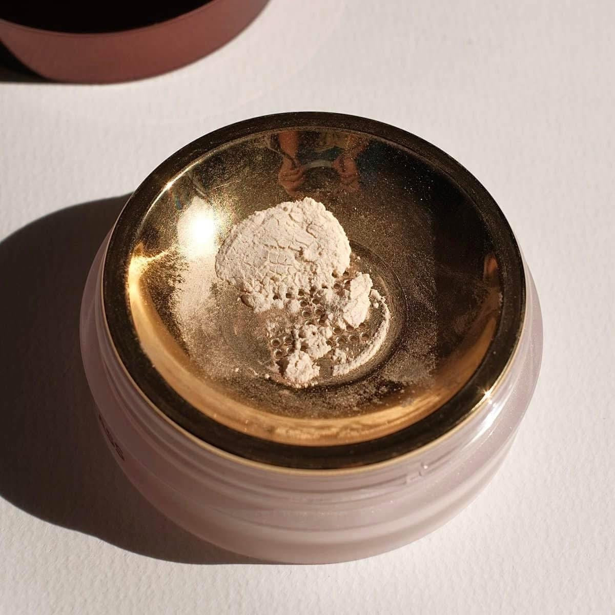 Phấn phủ HOURGLASS Veil Translucent Setting Powder