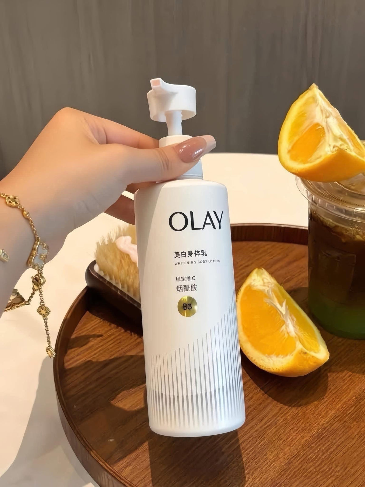 Dưỡng thể kích trắng OLAY Whitening Lotion - Nội địa Trung