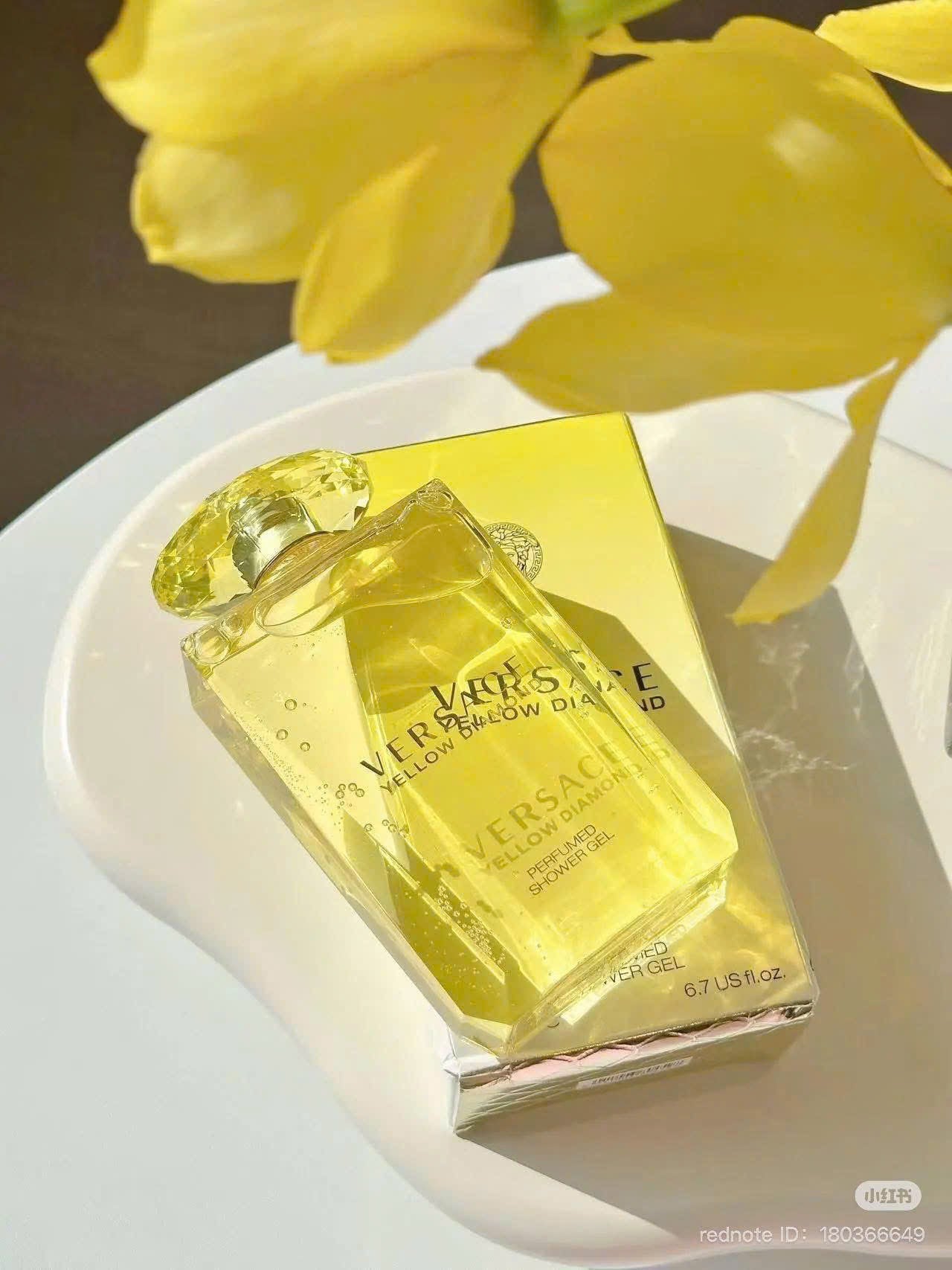 Sữa tắm VERSACE Yellow Diamond 200ml