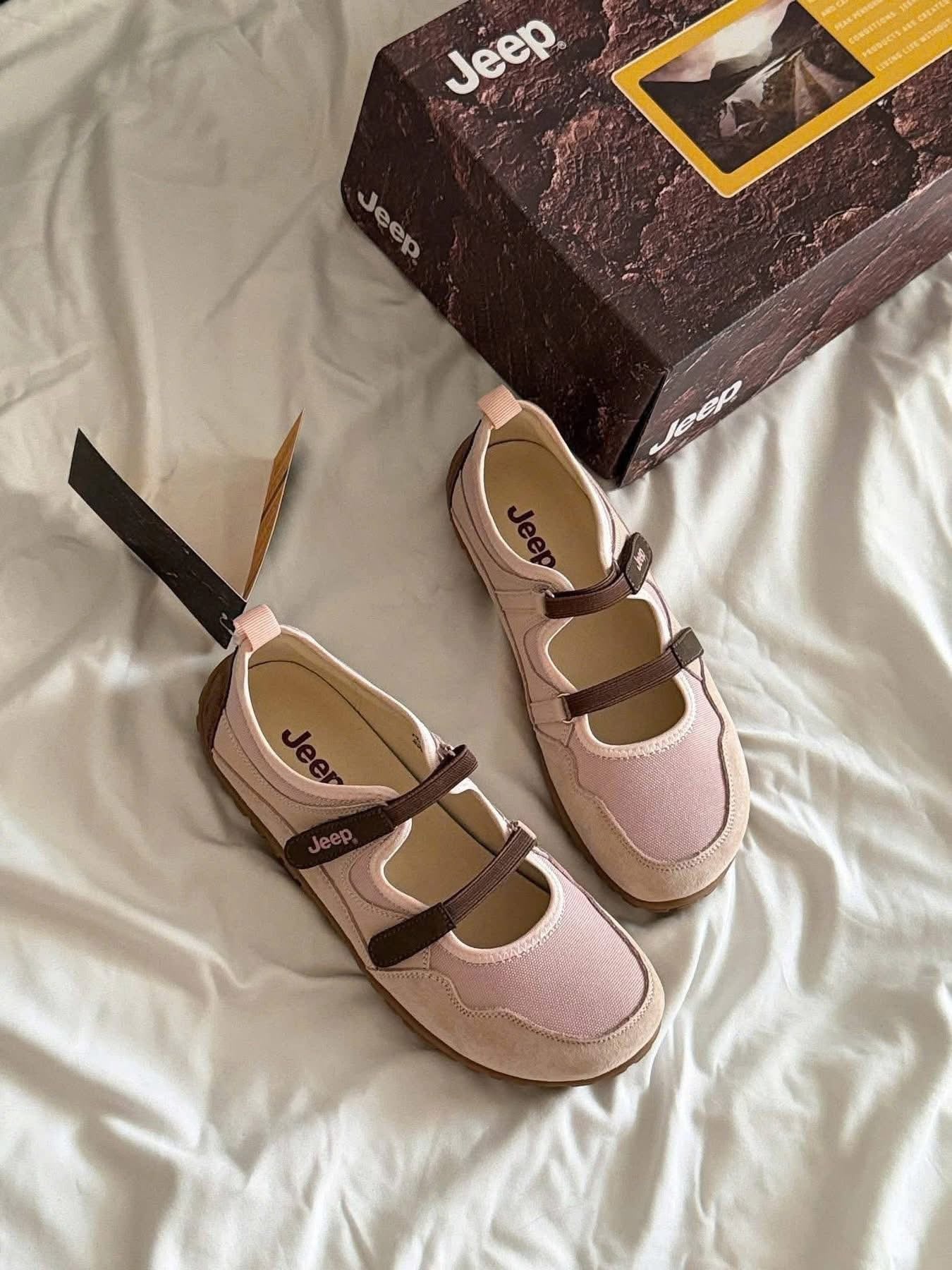 Giày JEEP hồng (Authentic)