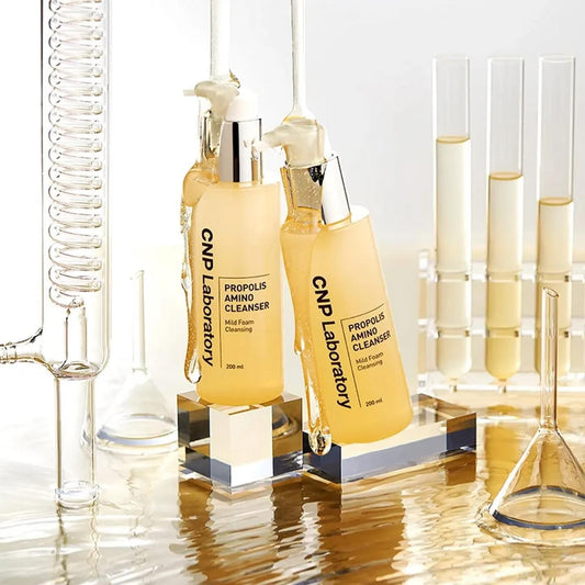 Sữa rửa mặt keo ong CNP Propolis Amino Cleanser 200ml