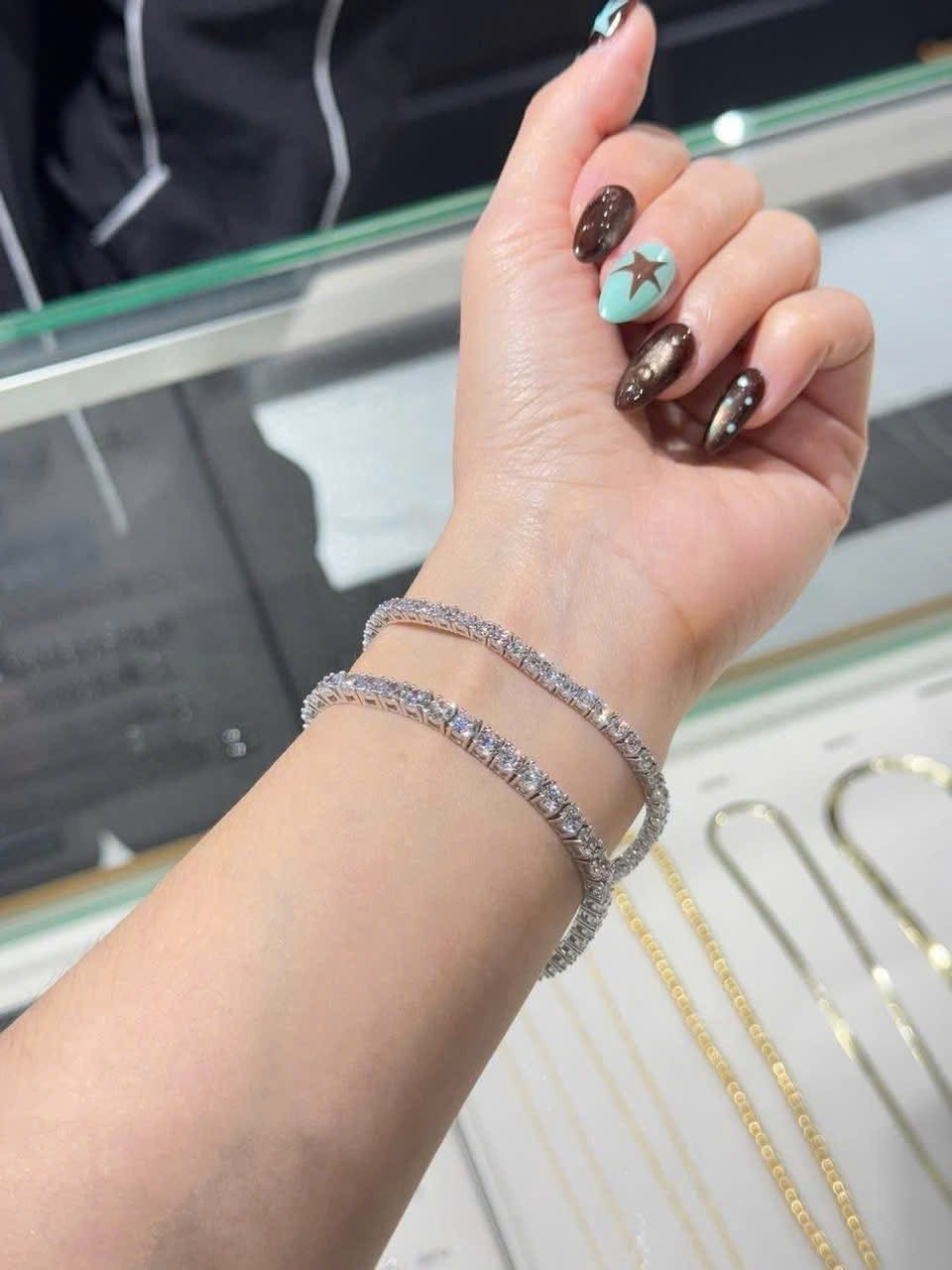 Vòng tay đính đá cao cấp LLOYD (Authentic)