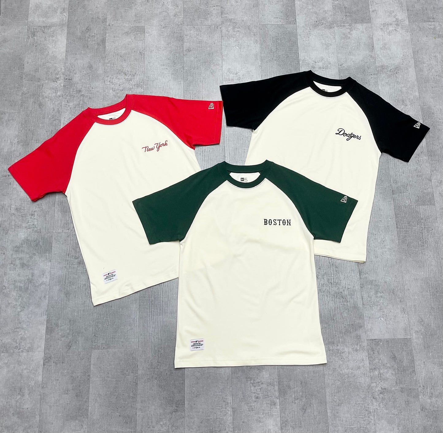 Áo thun NEW ERA sọc đen size M (nội địa Hàn)