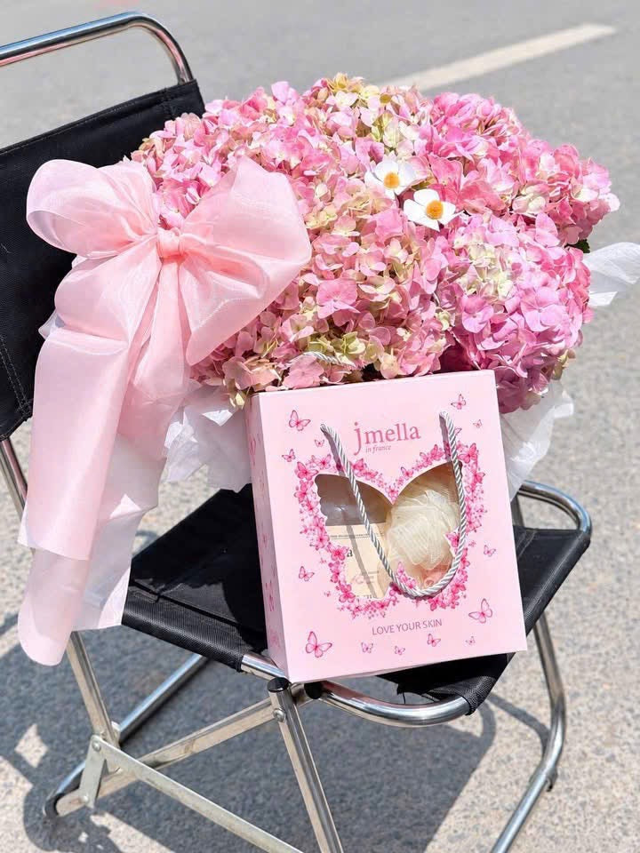 Sữa tắm hương nước hoa JMELLA