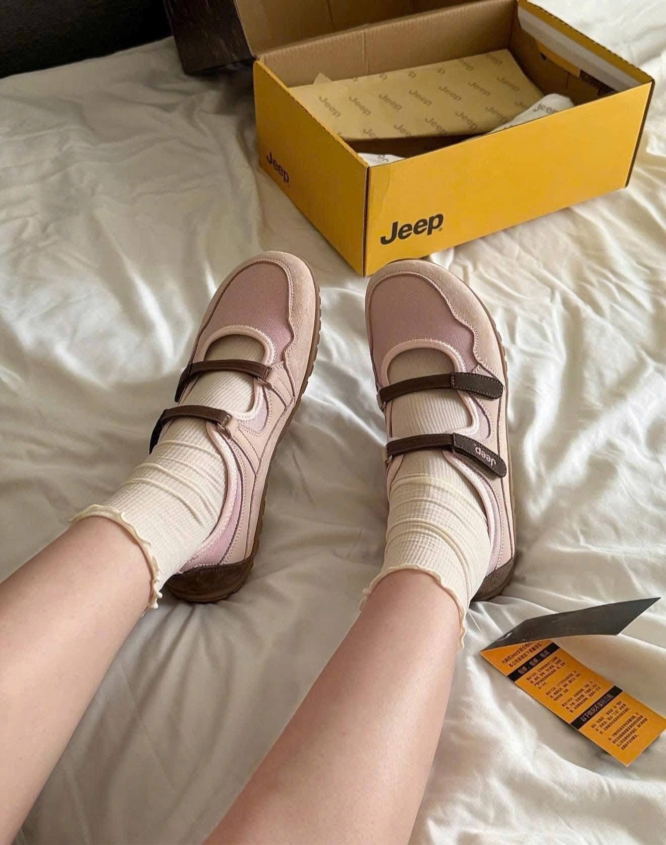 Giày JEEP hồng (Authentic)