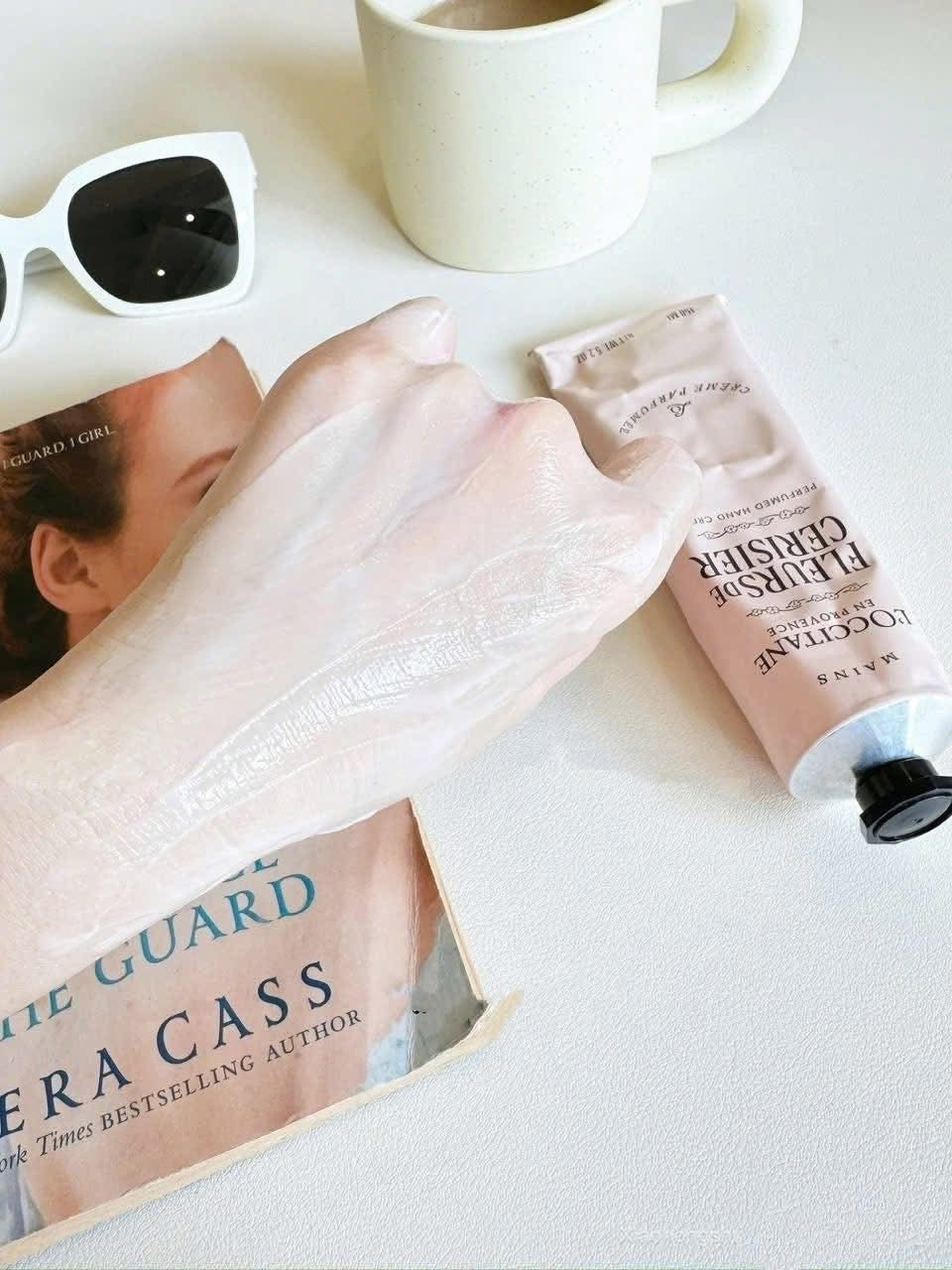 Kem tay L’OCCITANCE