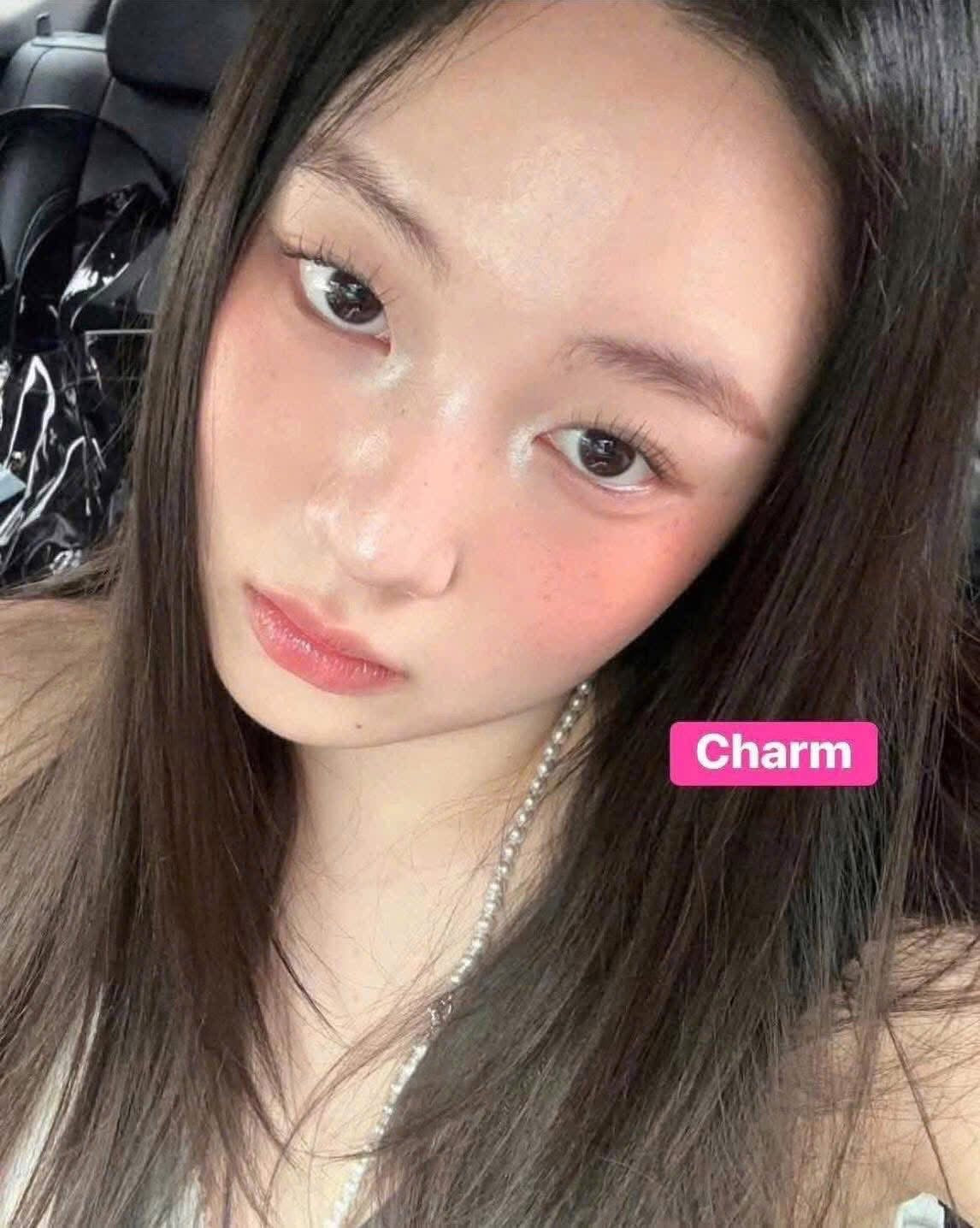 Má hồng kem RARE BEAUTY