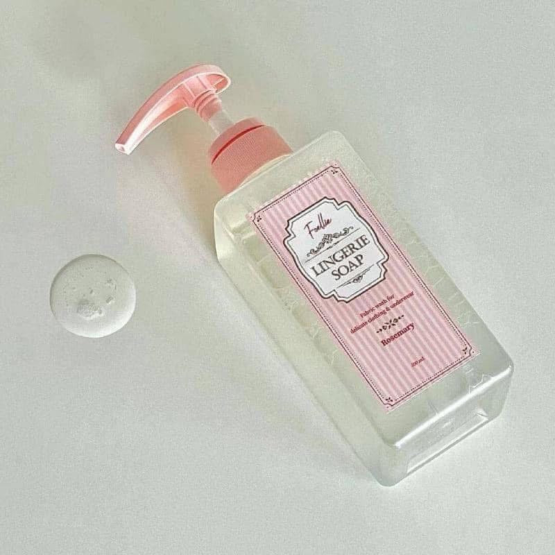 Nước giặt đồ lót FOELLIE Lingerie Soap 500ml