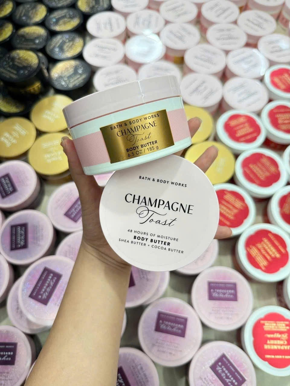 Bơ dưỡng thể BATH & BODY WORKS Body Butter 185g