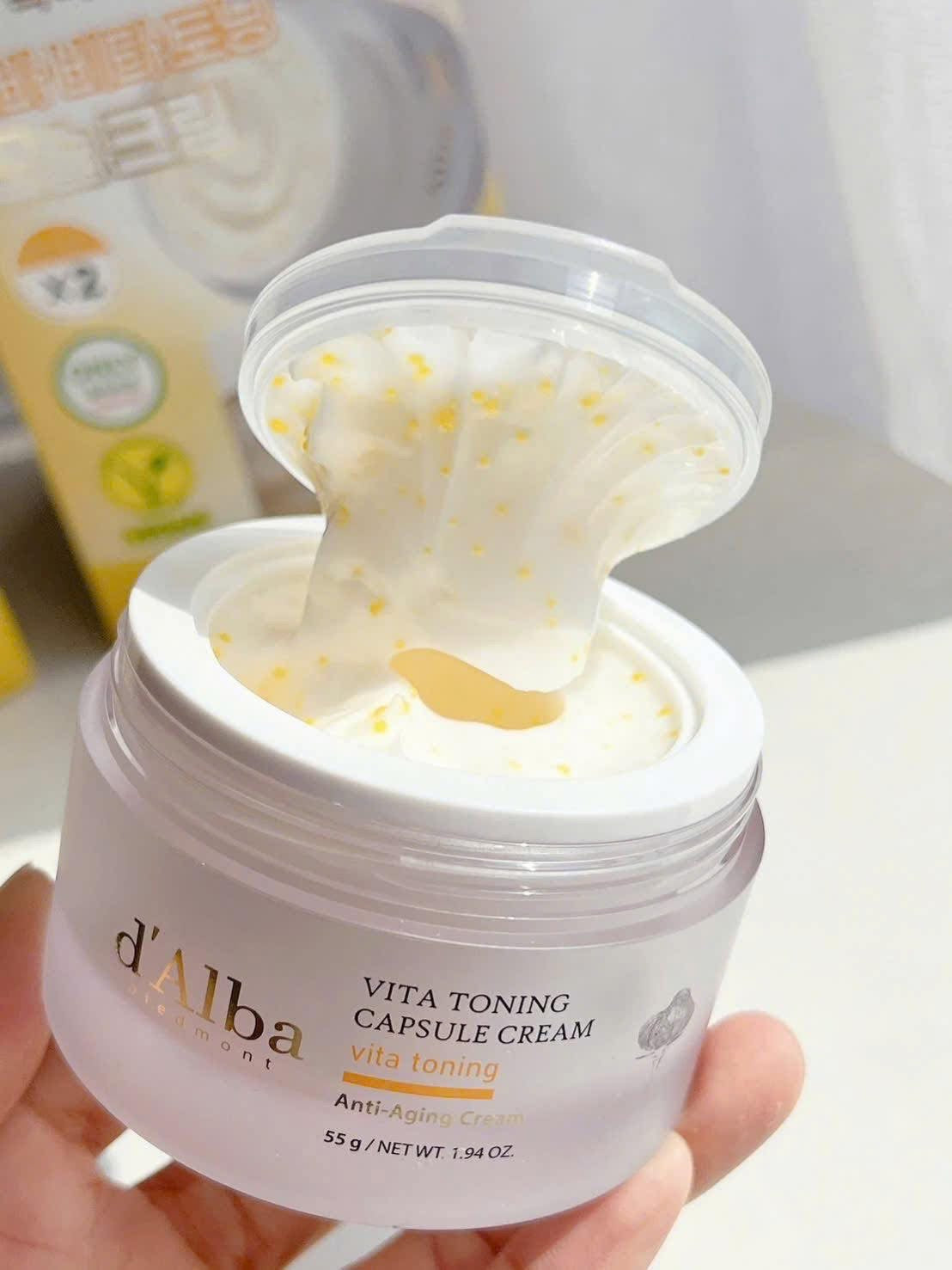 Kem dưỡng sáng da D’ALBA Vita Toning Capsule Cream 55g