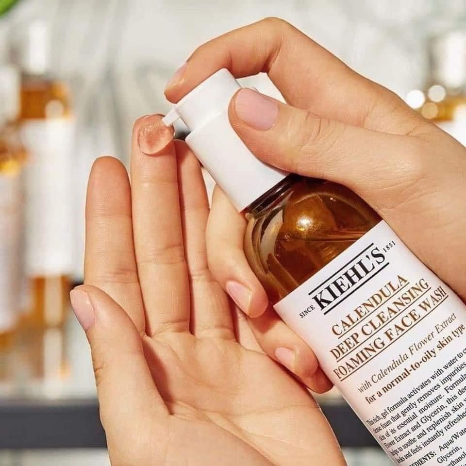 Sữa rửa mặt hoa cúc KIEHL’S Calendula Deep Cleansing Foaming Face Wash